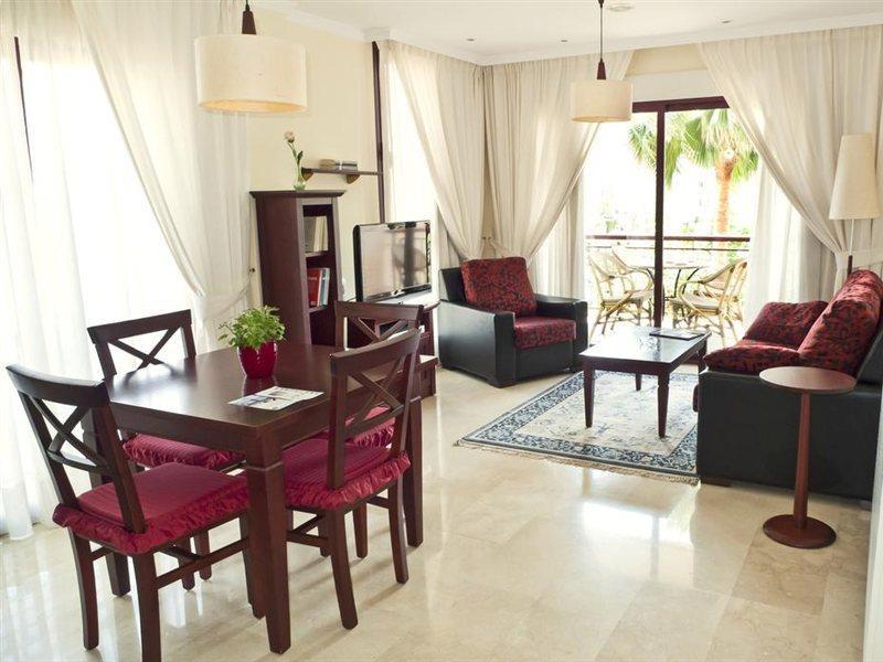 Apartamentos Albir Confort - Avenida III 알비르 외부 사진