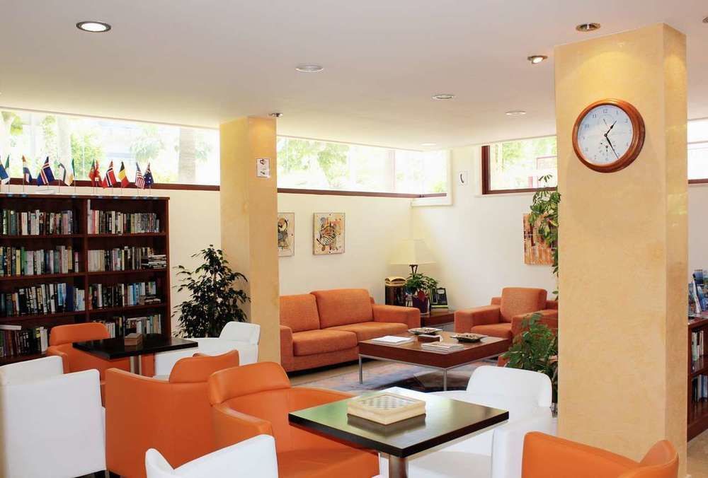 Apartamentos Albir Confort - Avenida III 알비르 외부 사진